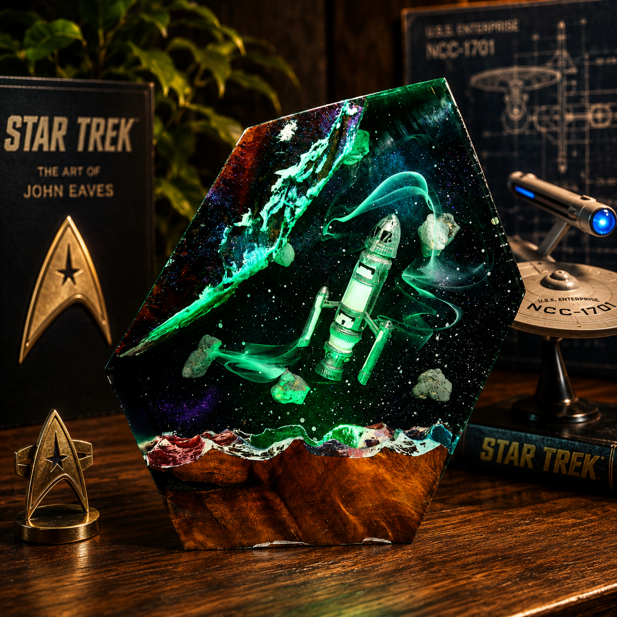 Star Trek USS Phoenix - NCC-65420 Night Light - Gift for Trekkie