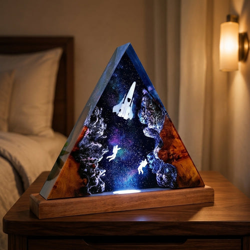 Galaxy night light - Spaceship and astronaut Lamp